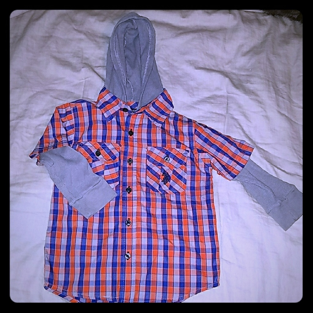 Button down polo tee with sleeves and hood