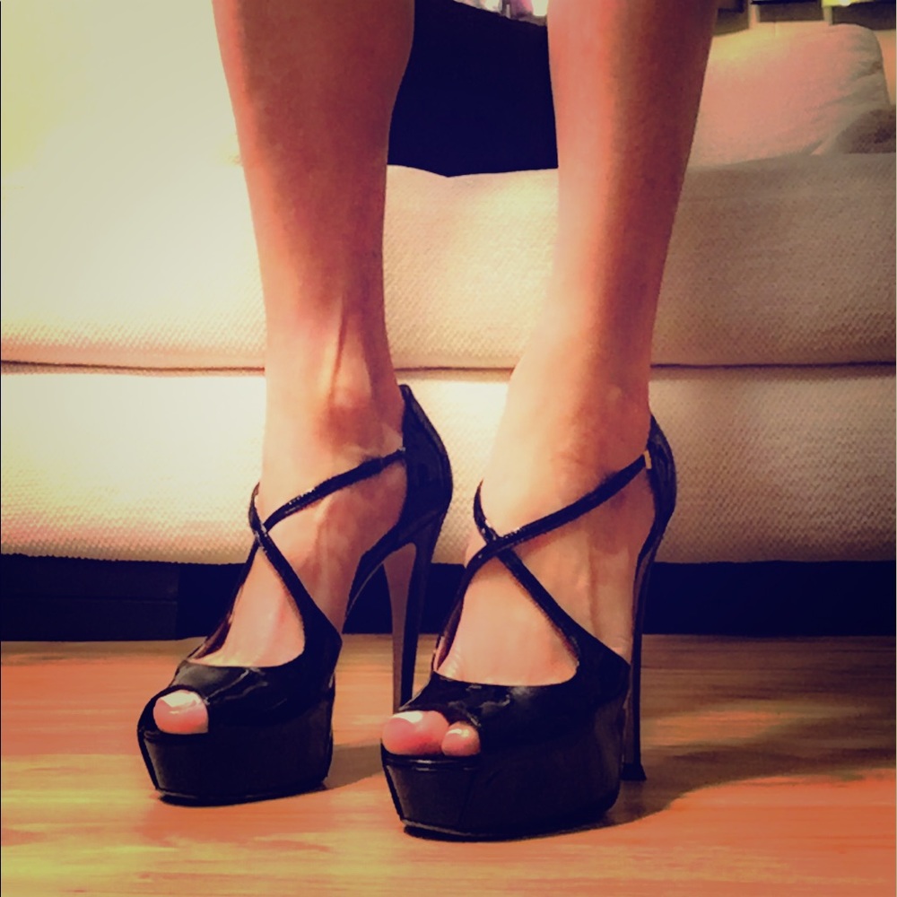 💕SOLD💕Gucci black heels with dust bag. Size 37.5