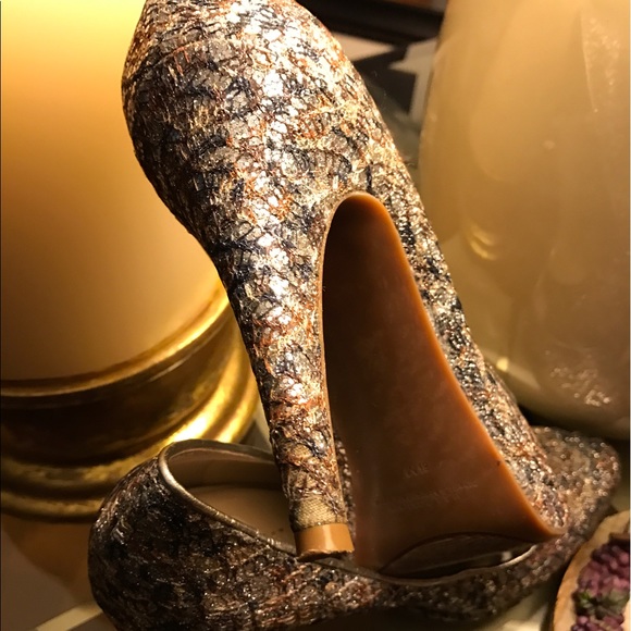 👠NINE WEST SEQUIN PUMPS👠 - Picture 4 of 4