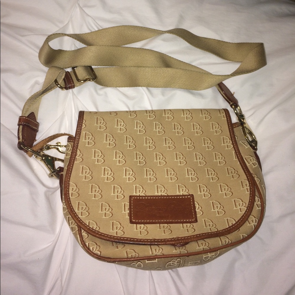 Dooney & Bourke Purse