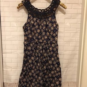 Esley dress size M! cute!