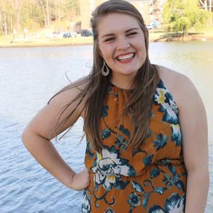 Meet your Posher, Julia
