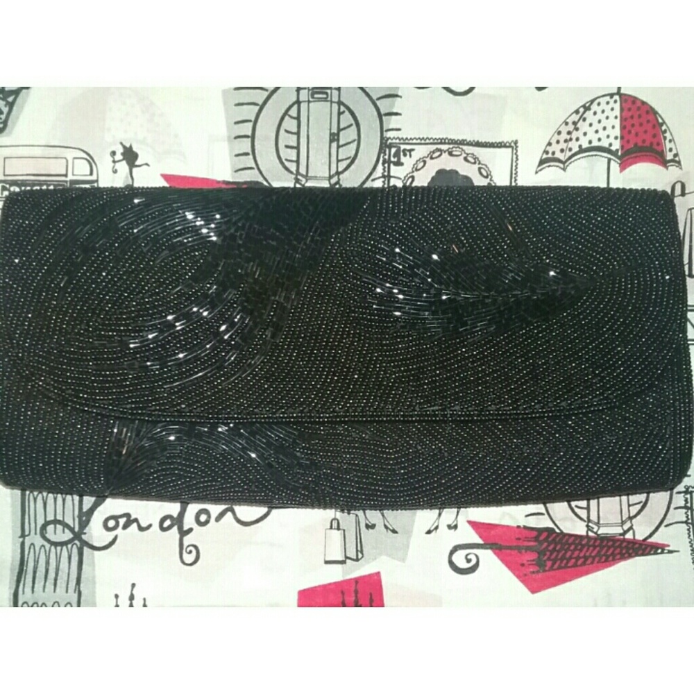 Hand beaded Vtg Iiyama clutch EUC