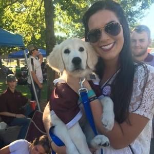 Meet your Posher, Caitlyn