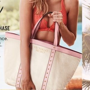 PRICE DROP-NWT Victoria's Secret Tote