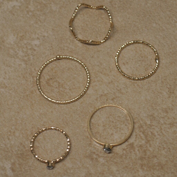Back In! Set of 5 Gold Knuckle Stacking Rings - Picture 5 of 5
