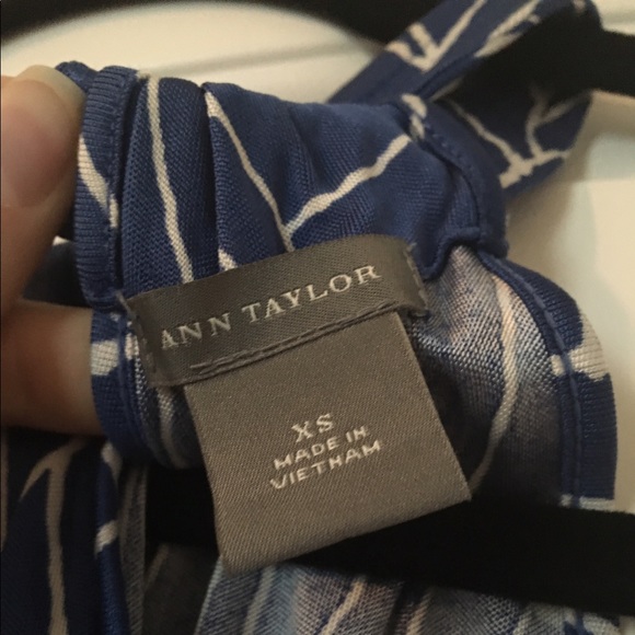 Ann Taylor top - Picture 2 of 4