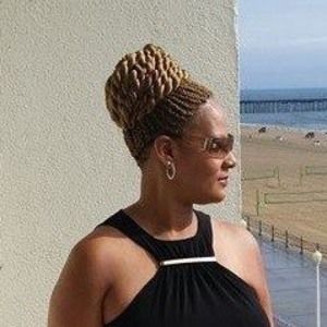 Meet your Posher, Christine