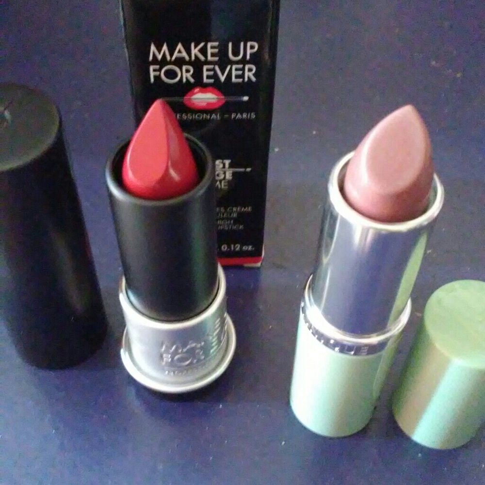 Store closing**Clinque and makeup forever lipstick
