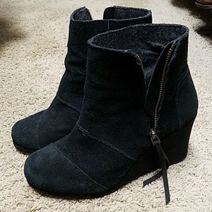 Toms black suede bootie wedges