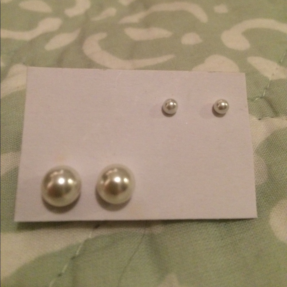 DOUBLE SET PEARLS