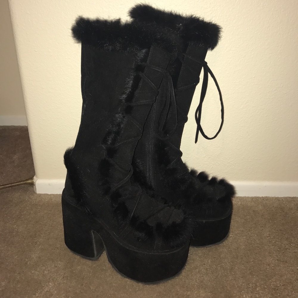 Demonia Camel 311 gogo boot-Black