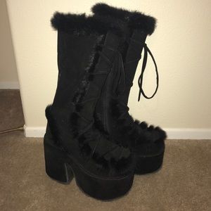 Demonia Camel 311 gogo boot-Black