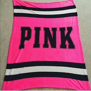 Bundled Blanket Trade