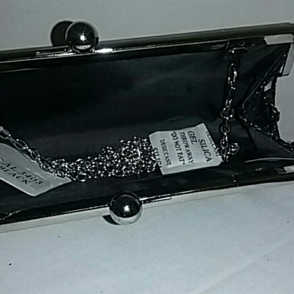 BLACK GLITTER CLUTCH - Picture 4 of 4
