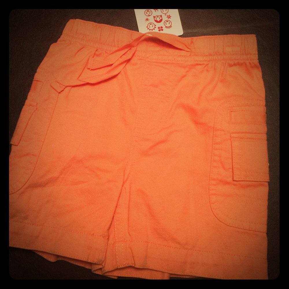 hanna Andersson apricot cargo shorts.
