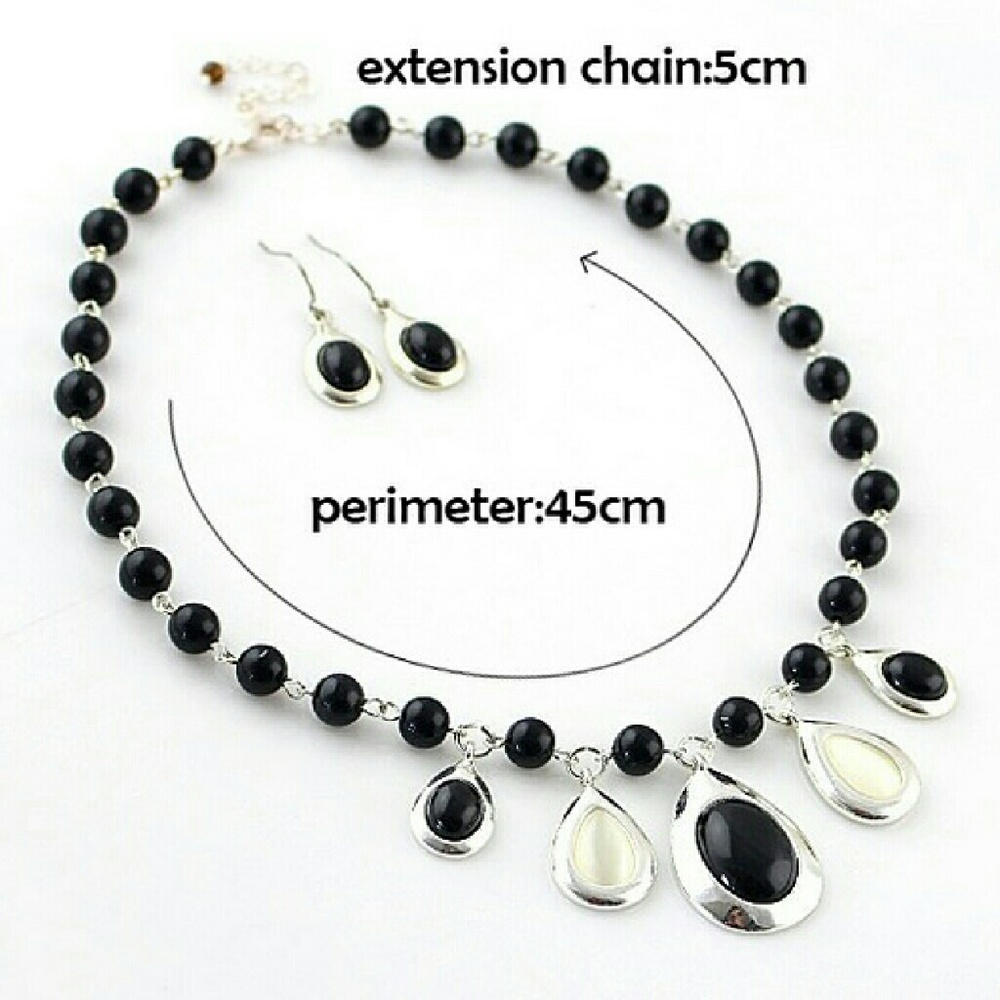 Necklace and Earrings Set - Picture 3 of 4