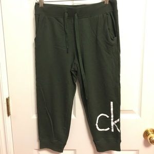 Calvin Klein capris sweatpants