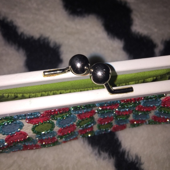 Isabella Fiore clutch/cross body - Picture 5 of 5