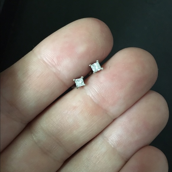 14kw G/Si2 Princess Diamond Studs