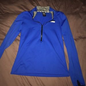 PINK Victoria's Secret Ultimate athletic pullover