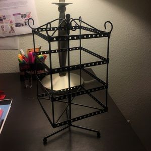 Rotating Earring Holder
