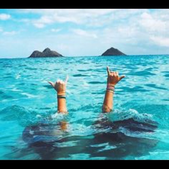 Meet your Posher - Picture 2 of 3