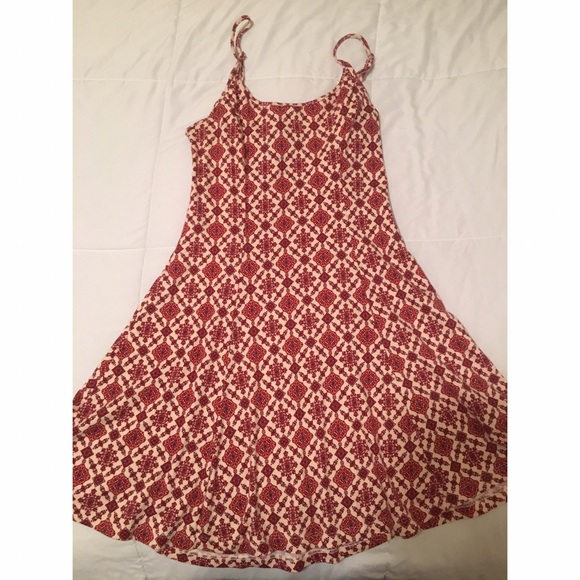 Forever 21 Dresses & Skirts - 90s style spaghetti strap mini dress 👗