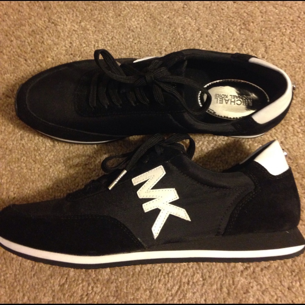 Micheal Kors Sneakers