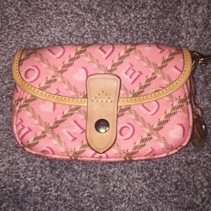 Dooney & Bourke small wristlet