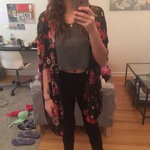 Black floral kimono
