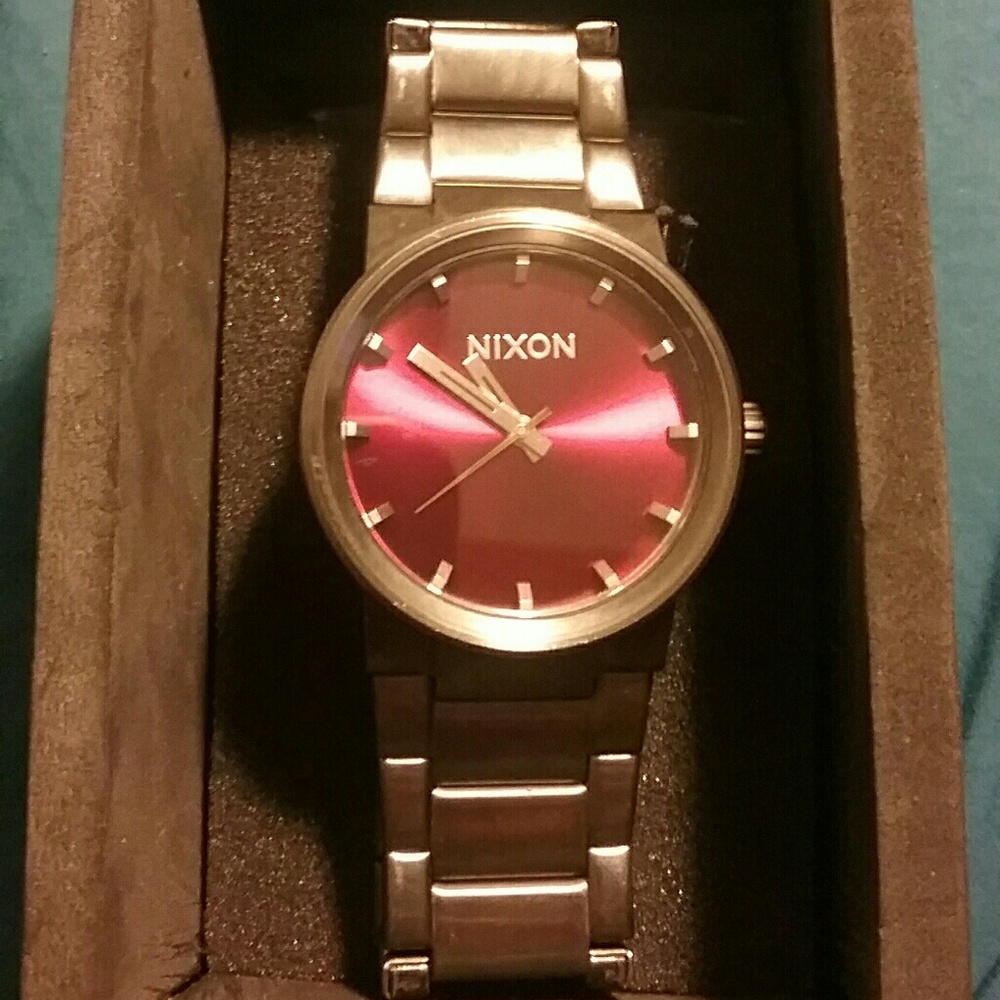Nixon Gun Metal/Burgundy Watch