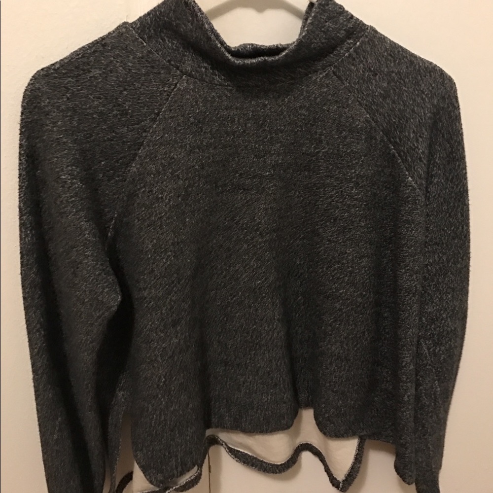 Mock neck sweater (crop)