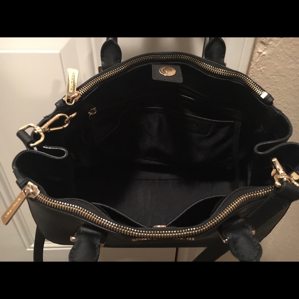 Michael Kors Sutton Black Satchel Handbag - Picture 4 of 4