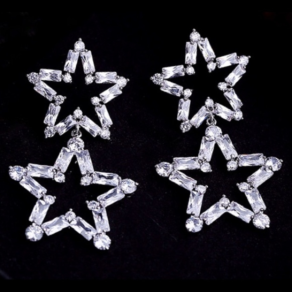 AUDREY EARRINGS || Star Earrings