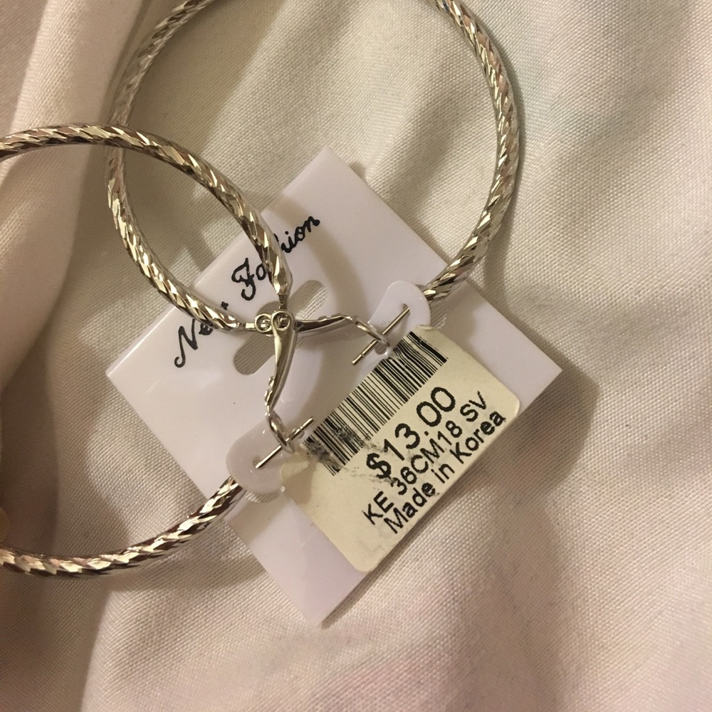 Hoop earrings - Picture 2 of 2