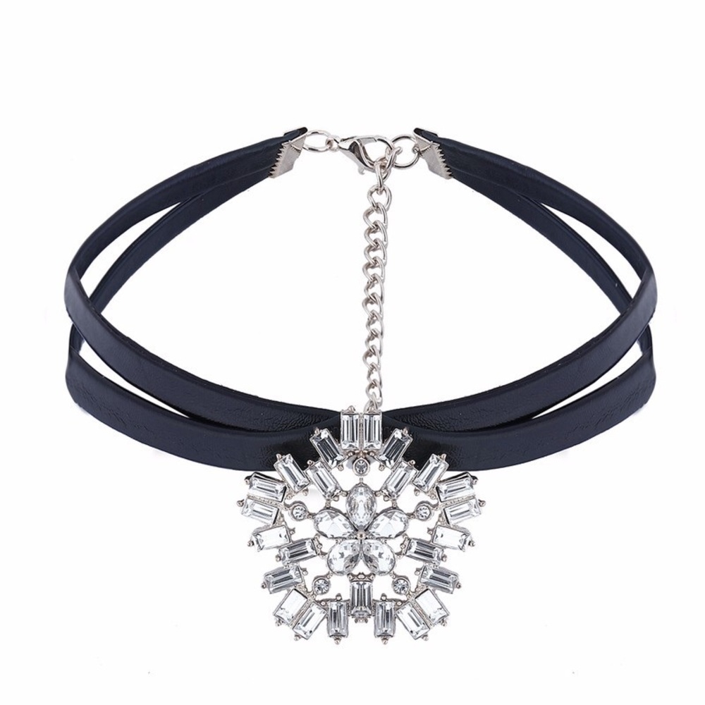 ELIZABETH CHOKER || Vegan Leather Choker
