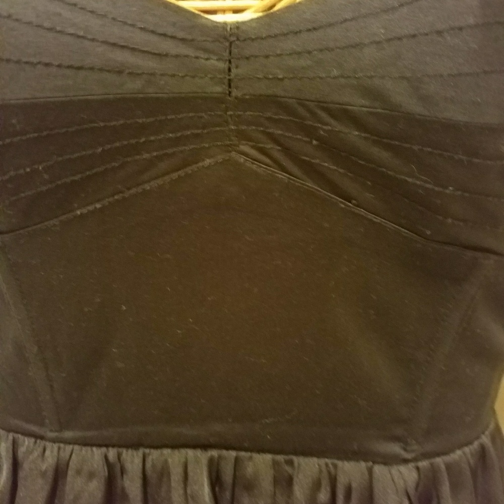 GO International dress - Picture 4 of 5