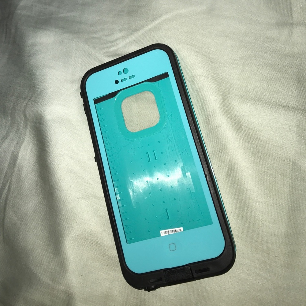 iPhone 5 LifeProof case