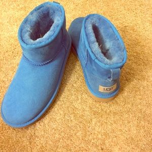 ugg boots size 4 new w/o Box