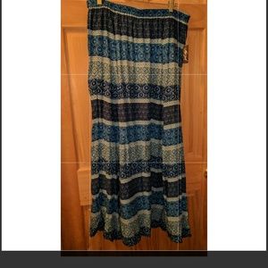 Lord & Taylor *NWT*Blue and Teal Maxi Skirt -Large