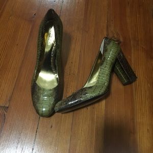 Crocodile style high heel. NWOT never worn