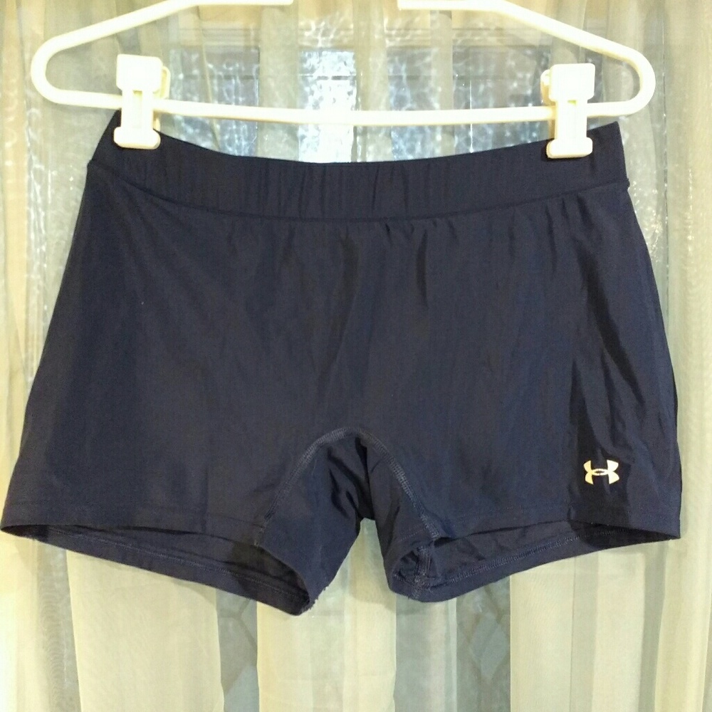 UNDER ARMOUR HeatGear spandex shorts