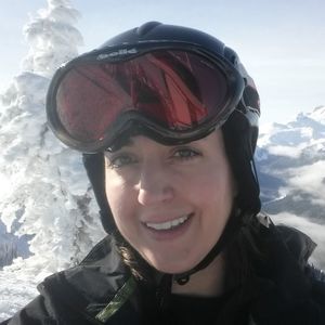 Meet your Posher, Dena