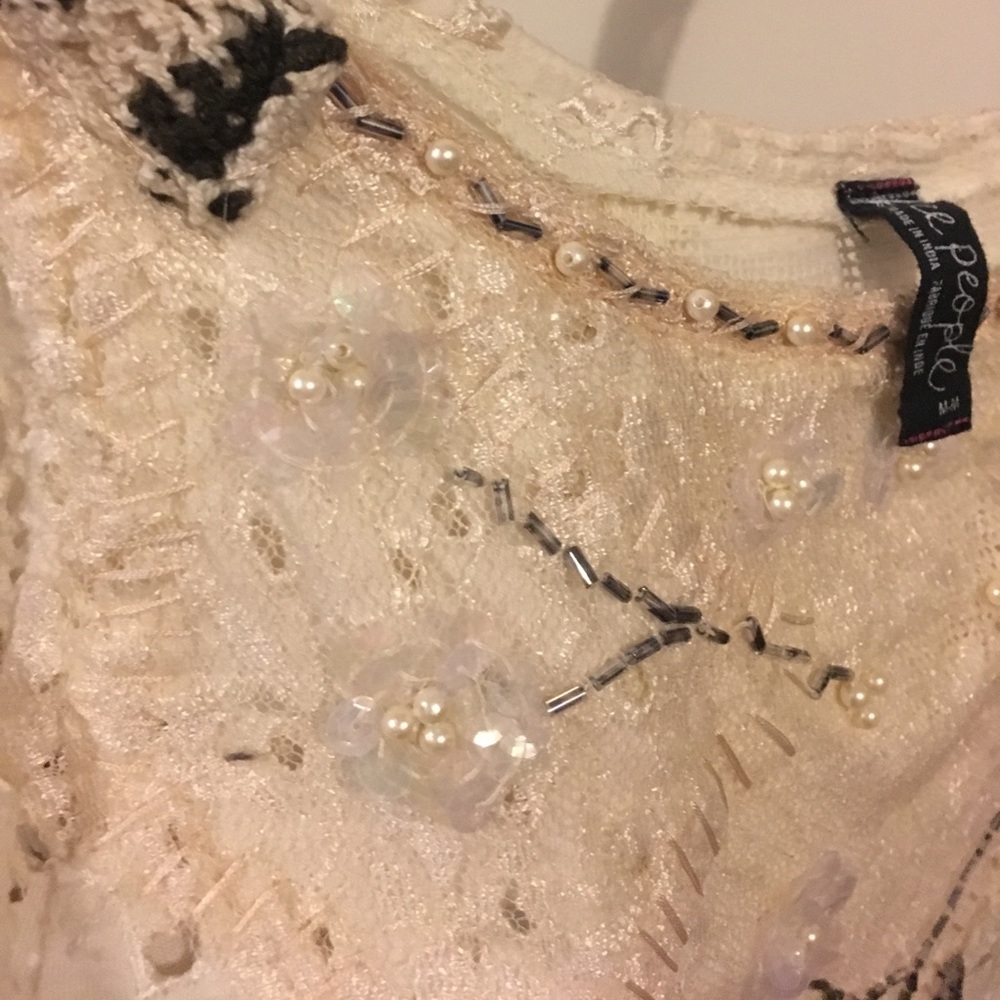Free People Beaded Crochet Lace Eyelet Tank Med - Picture 8 of 8