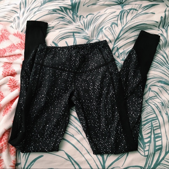 lululemon athletica Pants - Lululemon leggings
