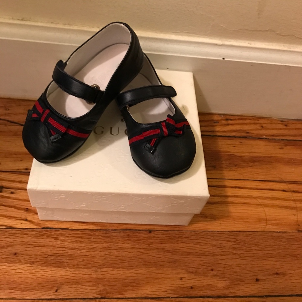 Authentic Baby Gucci Shoes (Box included)