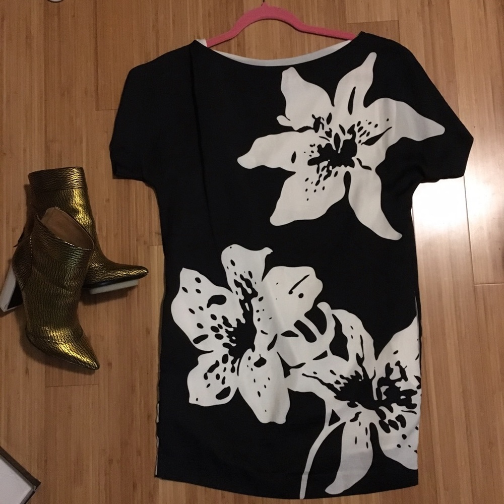 Banana Republic satin black & white floral dress