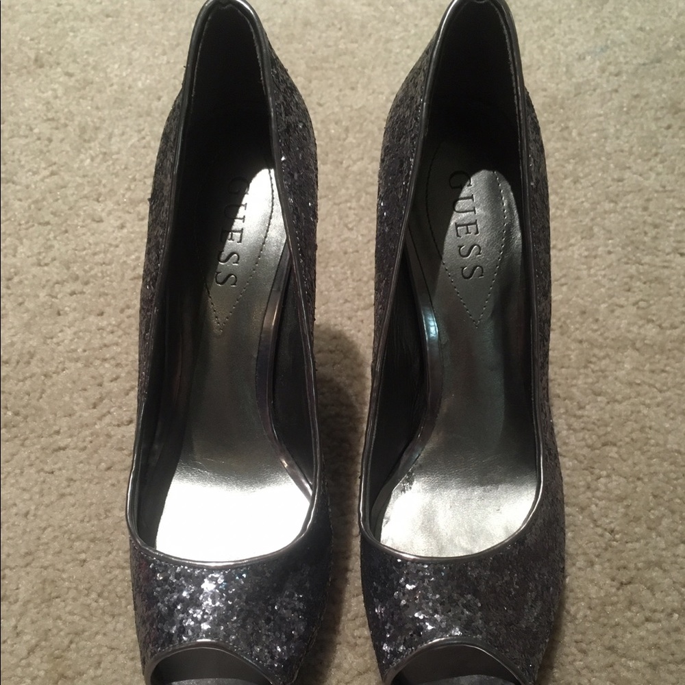 guess silver shoes