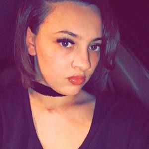 Meet your Posher, Ellissa